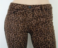 Clicca per ingrandire Pantalone donna da equitazione Leopardato